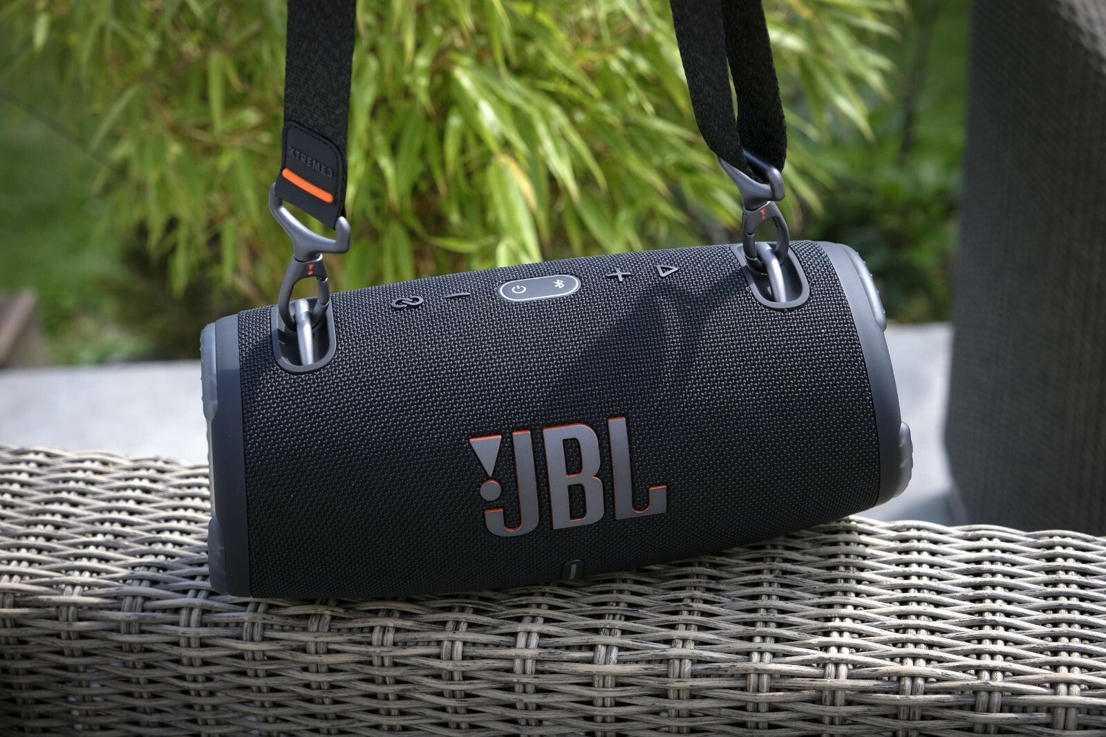 New JBL Xtreme 3 Portable Waterproof Wireless Bluetooth Speaker - Black, Colors