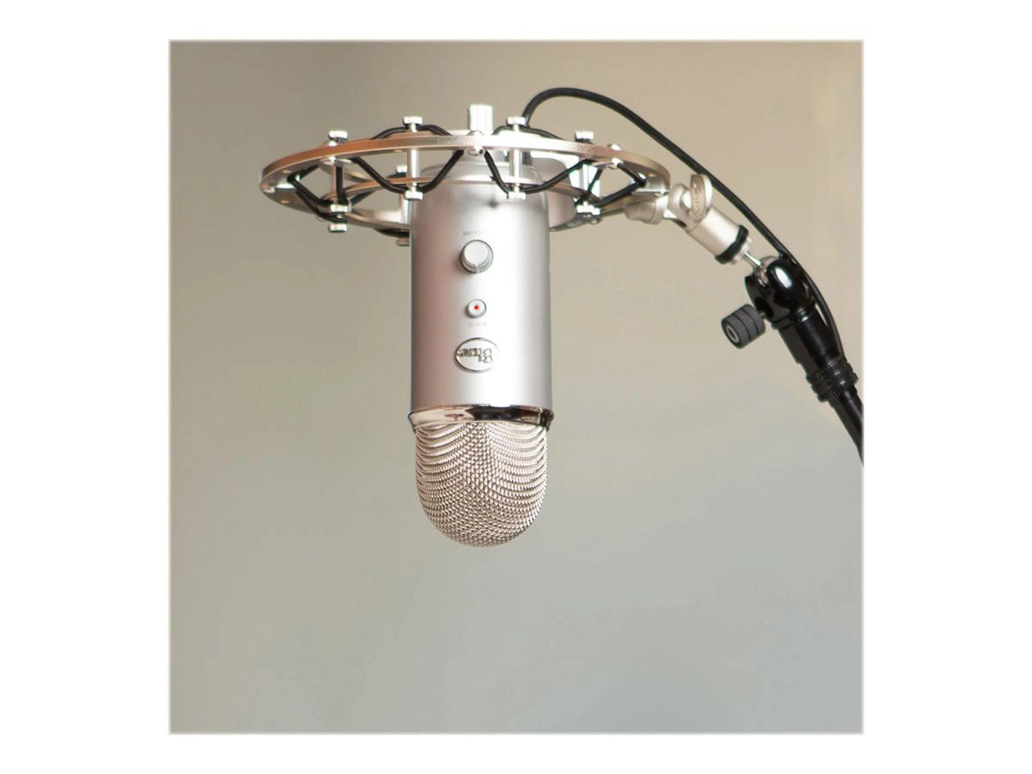 Blue Microphone Yeti USB Desktop Microphone, Platinum